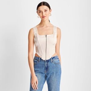 Chic Cream Women's Crop Top